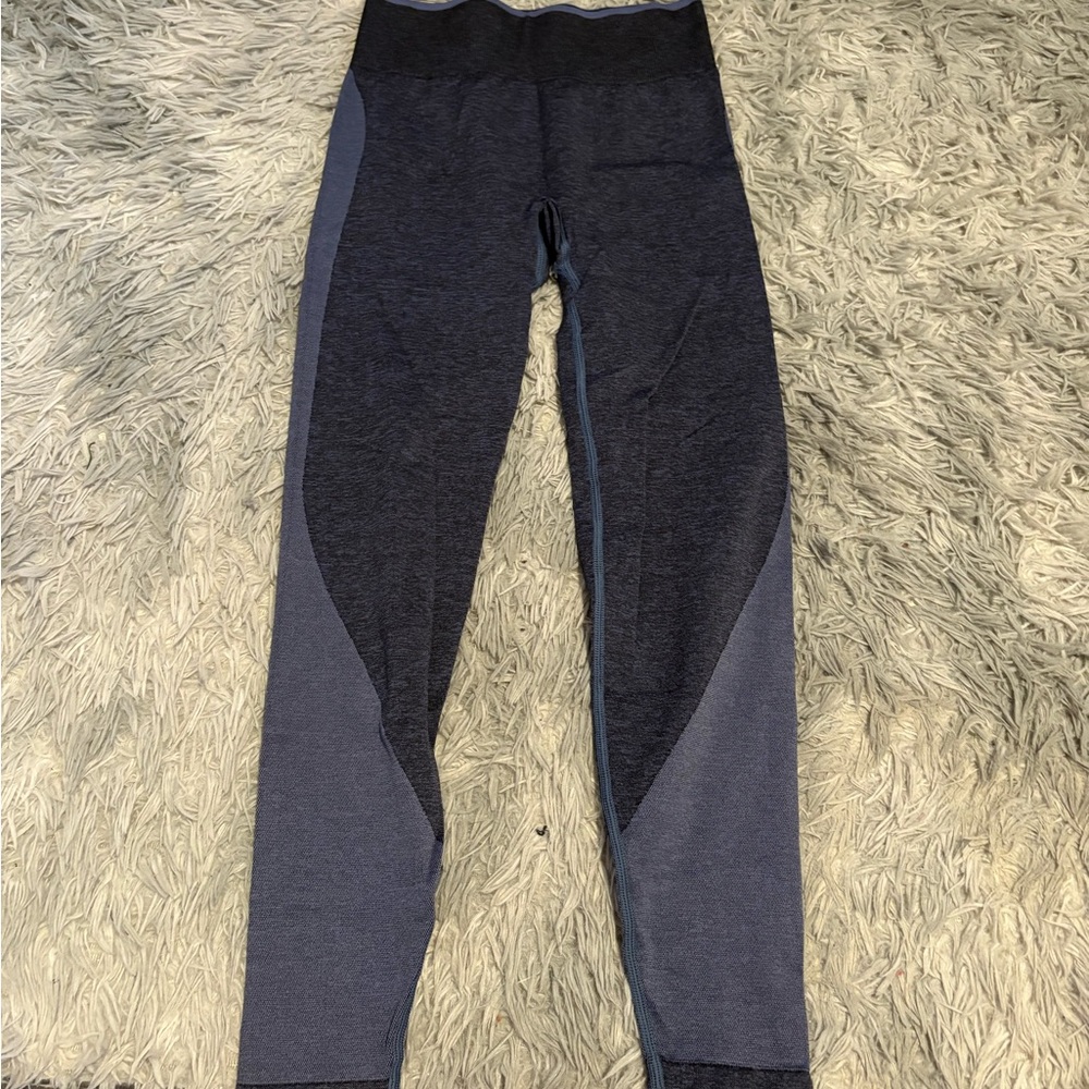 Shades of Blue- Victoria’s Secret Pink Leggings size small